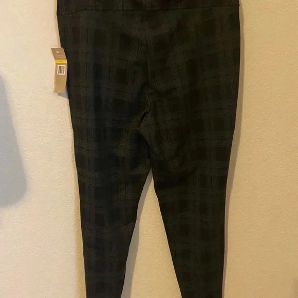 Hope & Harlow Black and Gray Check Mid Rise Ponte Pants Size M - Picture 9 of 13
